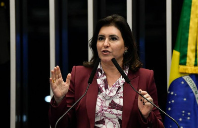 Simone Tebet concorre à Presidência pela aliança MDB, PSDB e Cidadania
